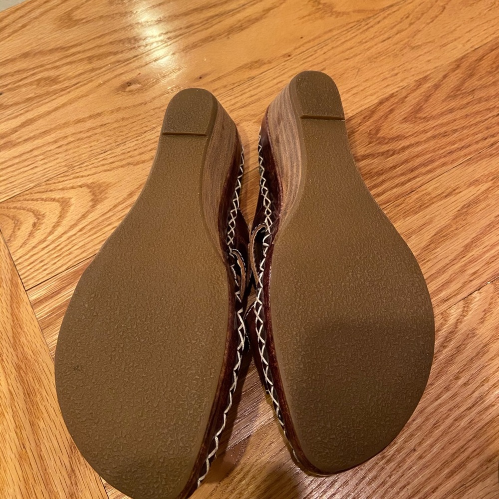 Spring step Sandals - Picture 4 of 4